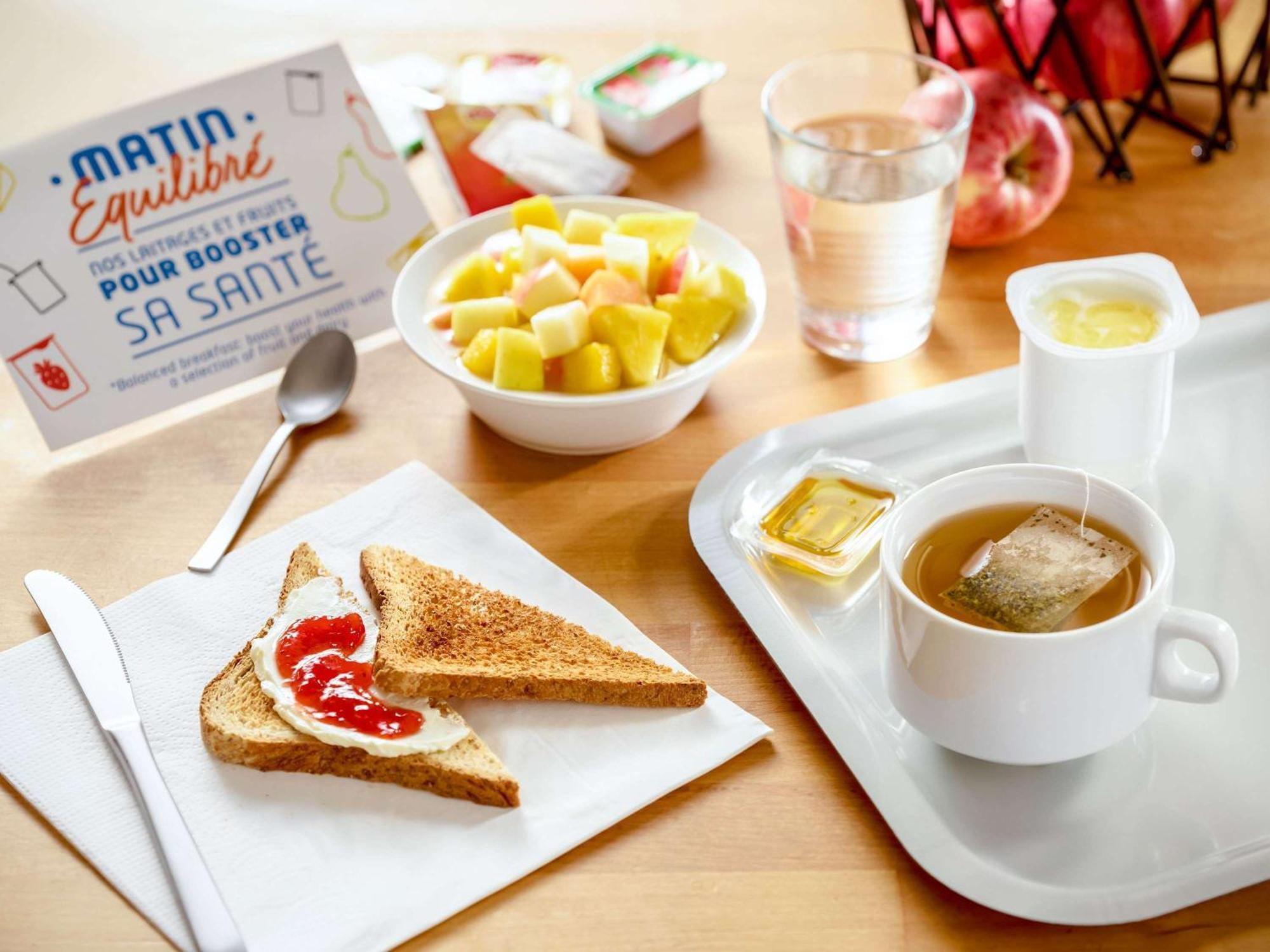 Ibis Budget Sucy En Brie Eksteriør bilde